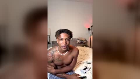 justinxdragun online show from July 19, 7:25 am