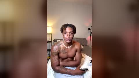 justinxdragun online show from July 20, 10:32 am