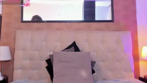 kai online show from June 22, 7:29 pm