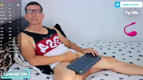 Kale   online show from May 12, 1:25 am