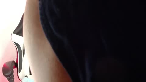 karl_jensennxx online show from July 29, 5:06 am