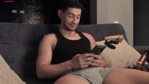 Kayn online show from May 16, 3:37 am