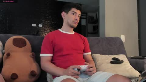 Kayn online show from May 11, 6:27 pm