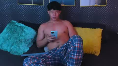 kazuya online show from August 3, 4:11 am