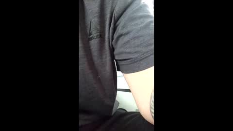 kendall21978 online show from April 24, 6:43 pm