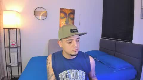 kendel_dimitri online show from August 1, 5:39 am