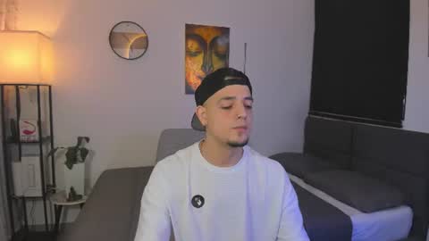 kendel_dimitri online show from July 22, 7:33 am