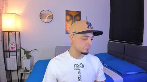 kendel_dimitri online show from June 9, 2:46 am