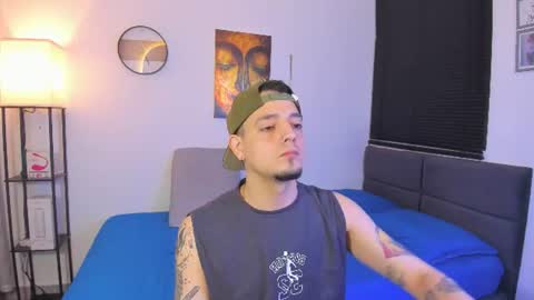 kendel_dimitri online show from August 5, 5:34 am