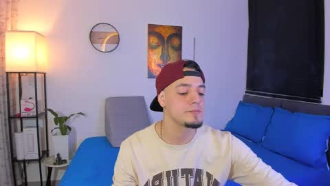kendel_dimitri online show from June 6, 9:26 am
