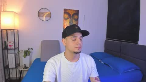kendel_dimitri online show from July 27, 8:21 am