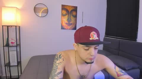 kendel_dimitri online show from August 9, 4:29 am