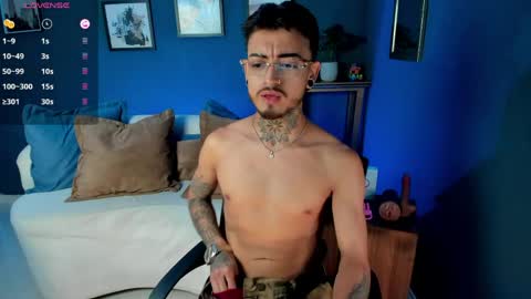 keneth_collins online show from June 7, 1:18 pm