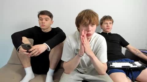 kennedy max online show from June 6, 7:25 am