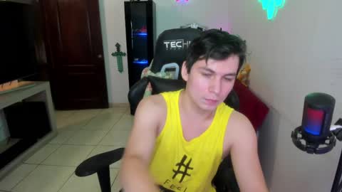 Kevin online show from April 29, 11:22 pm