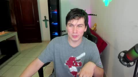 Kevin online show from May 19, 11:33 pm