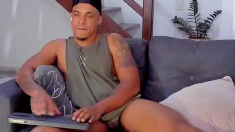 Kevin Lance online show from August 8, 8:21 am