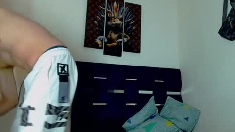 Kevin  y marlon online show from July 29, 2:54 am