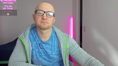 Kevin online show from June 22, 3:25 am
