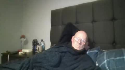 kevlooking4sez online show from May 2, 10:01 pm
