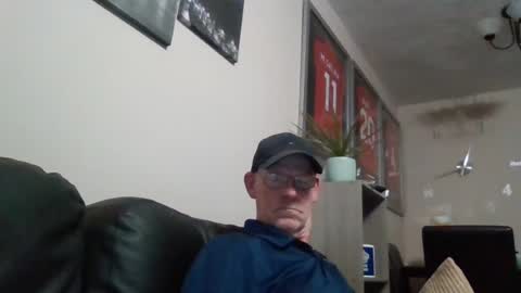 kevlooking4sez online show from July 19, 11:44 pm