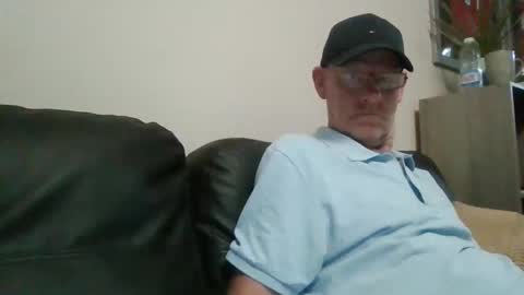 kevlooking4sez online show from May 24, 9:10 pm