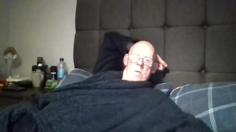 kevlooking4sez online show from July 16, 11:45 pm