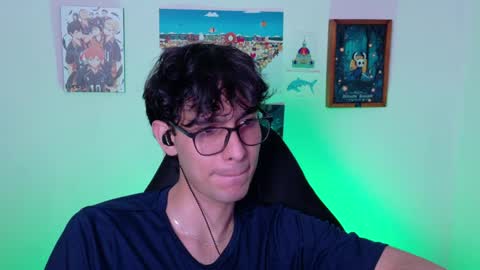 khozler_ online show from May 12, 3:37 am