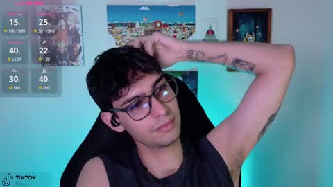khozler_ online show from June 19, 2:17 am