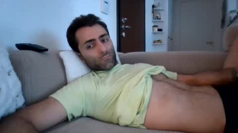 kikkus01 online show from May 1, 4:31 pm