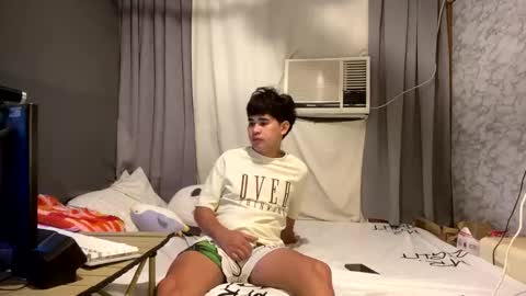 kimchups online show from May 22, 9:25 am