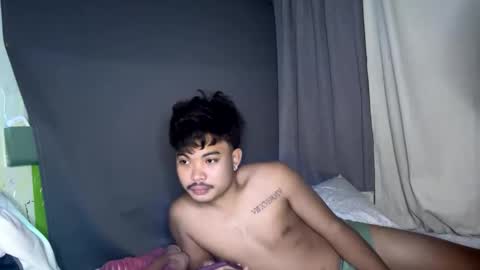 kimchups online show from April 30, 4:36 pm
