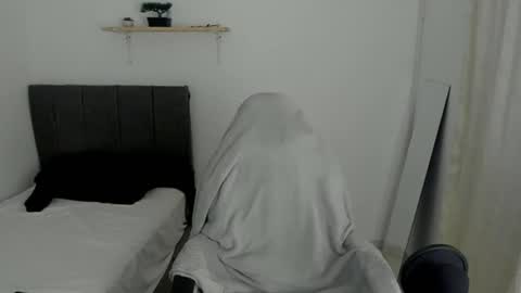 king_warlord online show from July 16, 2:13 pm