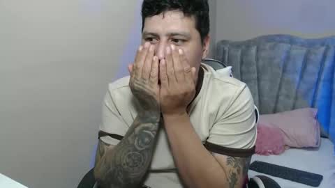 kingdominico online show from May 18, 5:24 am
