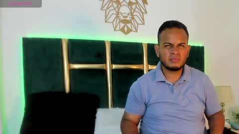 kingg_jay online show from May 13, 11:51 am