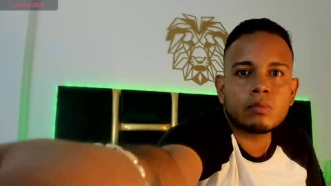 kingg_jay online show from May 16, 11:52 am