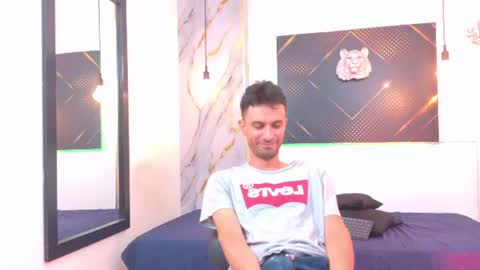 KING  online show from July 20, 4:07 am