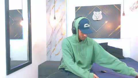 KING  online show from July 21, 3:41 am