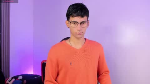  A L E X  online show from May 7, 9:09 am