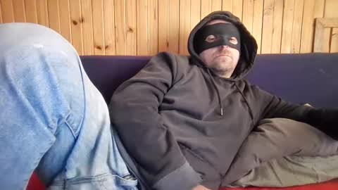 Tom Hardmen online show from April 27, 12:13 pm