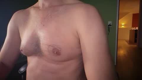 kinkystimboy online show from December 22, 2:20 am