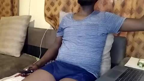 kiashoo online show from April 1, 12:07 pm