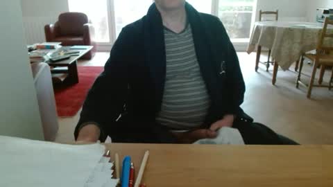 kisslog1 online show from May 8, 6:36 am
