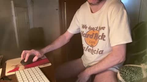kissofbanned1983 online show from June 7, 6:53 am