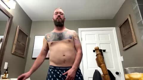 kittmatt31 online show from May 9, 2:12 am