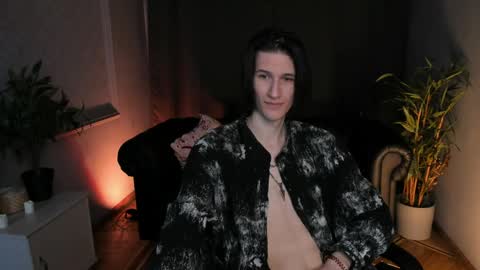 Klaude Jam online show from April 24, 8:33 pm