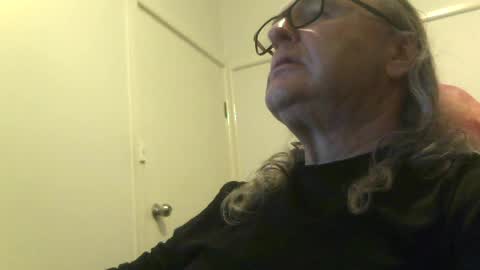 knobout online show from August 5, 10:53 am