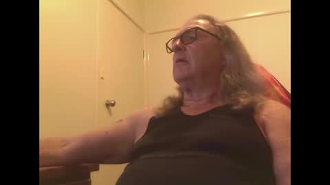 knobout online show from May 25, 11:38 am