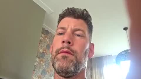 kobelalakers2423 online show from July 20, 11:56 am