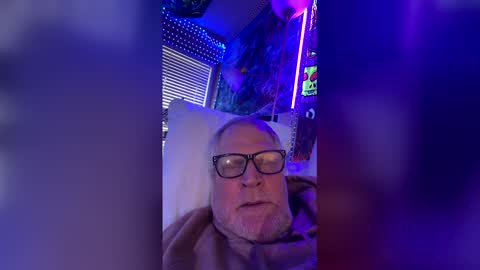 korysmith568 online show from May 10, 2:57 am